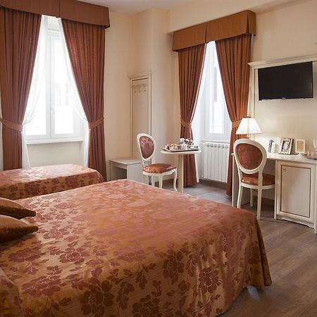Relais Bocca Di Leone Hotel Rome Exterior photo