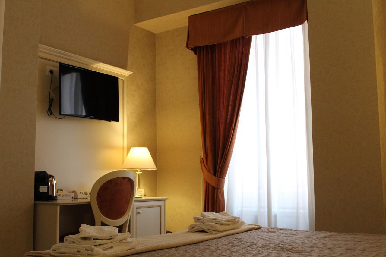 Relais Bocca Di Leone Hotel Rome Exterior photo